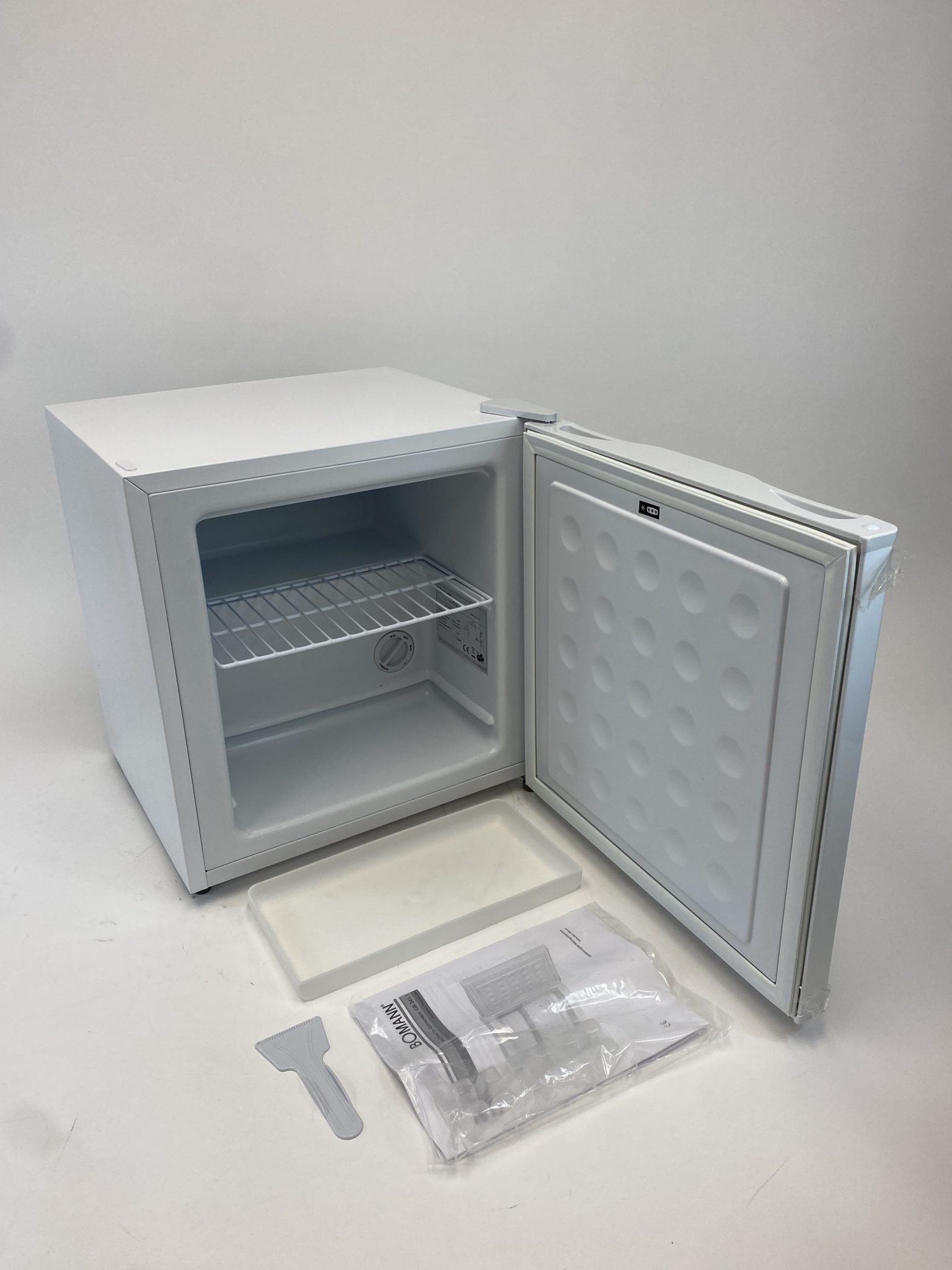 Bomann mini šaldiklis, 31 l, baltas