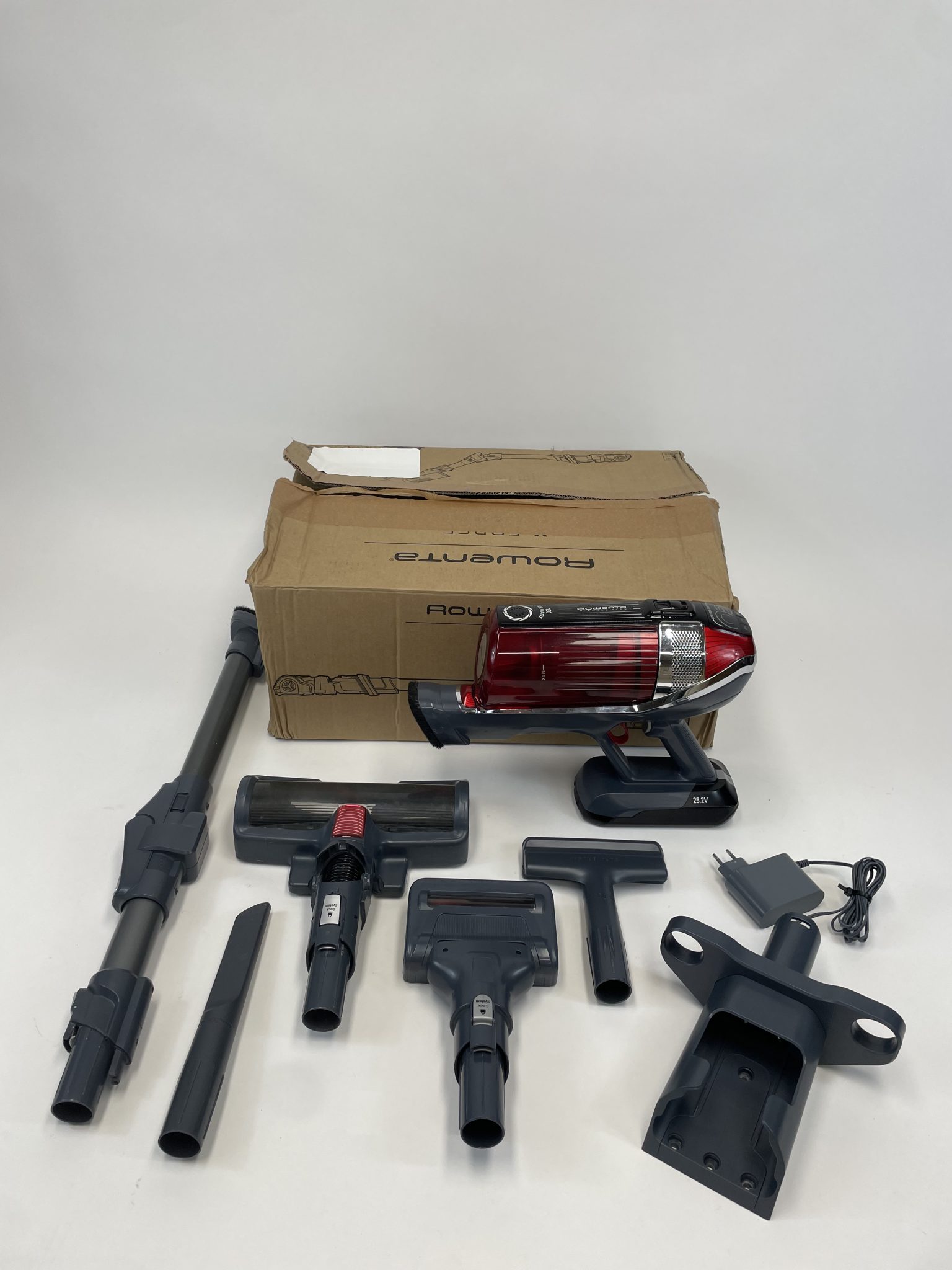 Rowenta X-Force Flex 12.60 dulkių siurblys