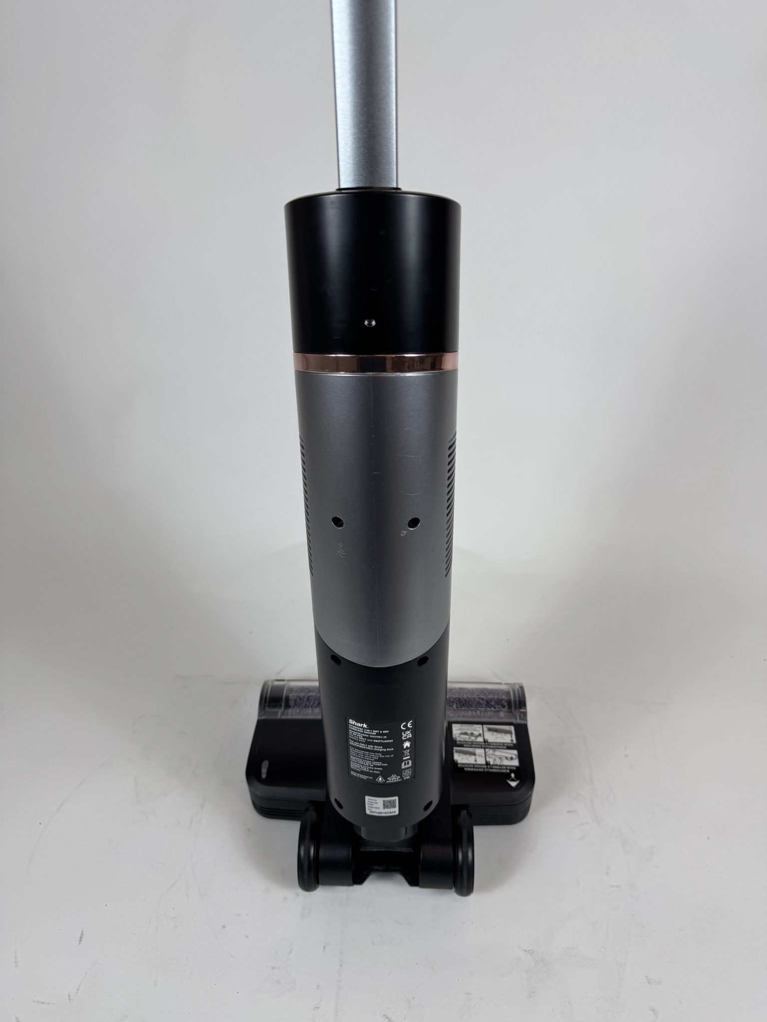 Shark HydroVac WD210EUCP plaunantis dulkių siurblys