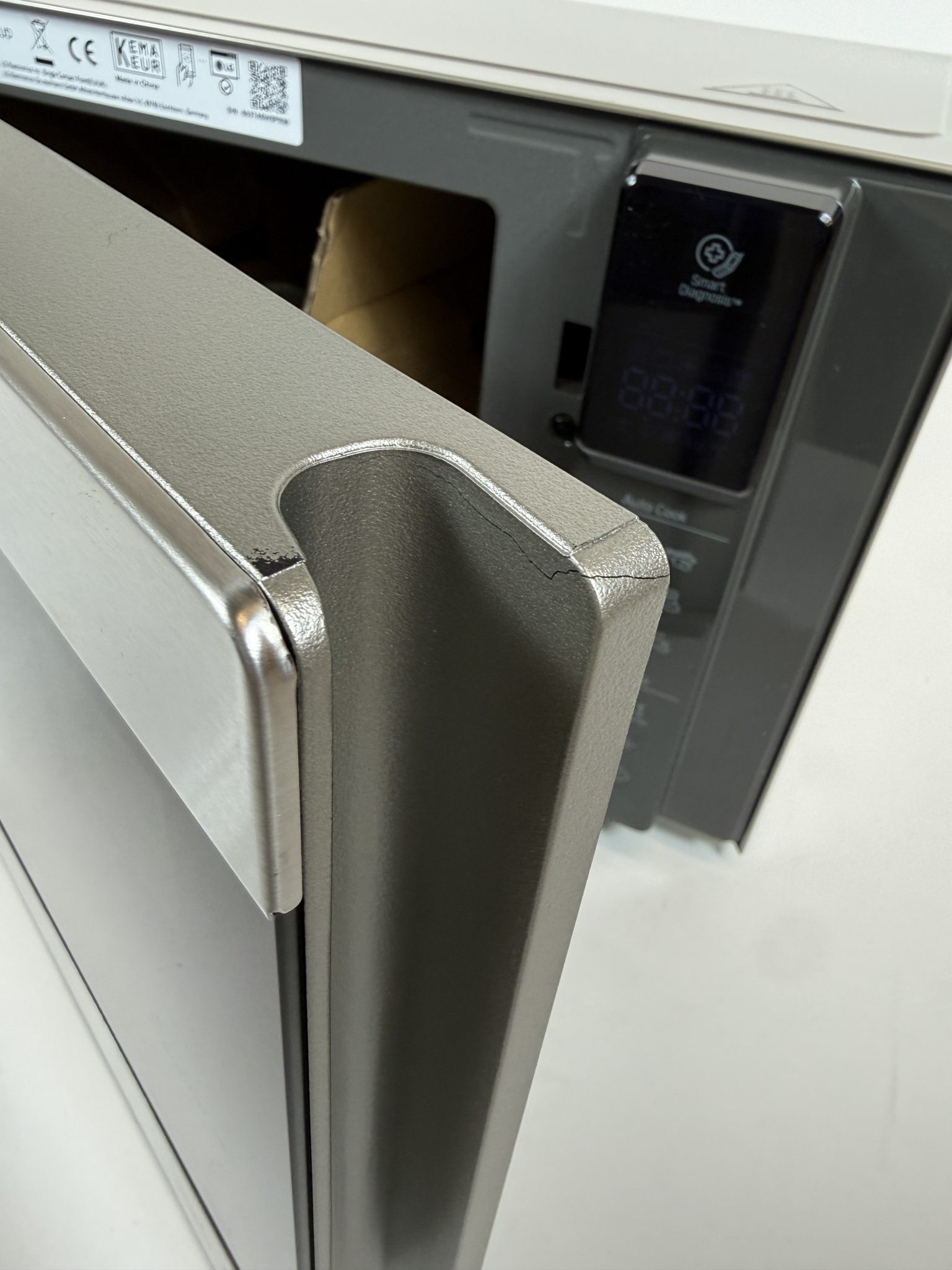 LG MS2595CIS mikrobangų krosnelė