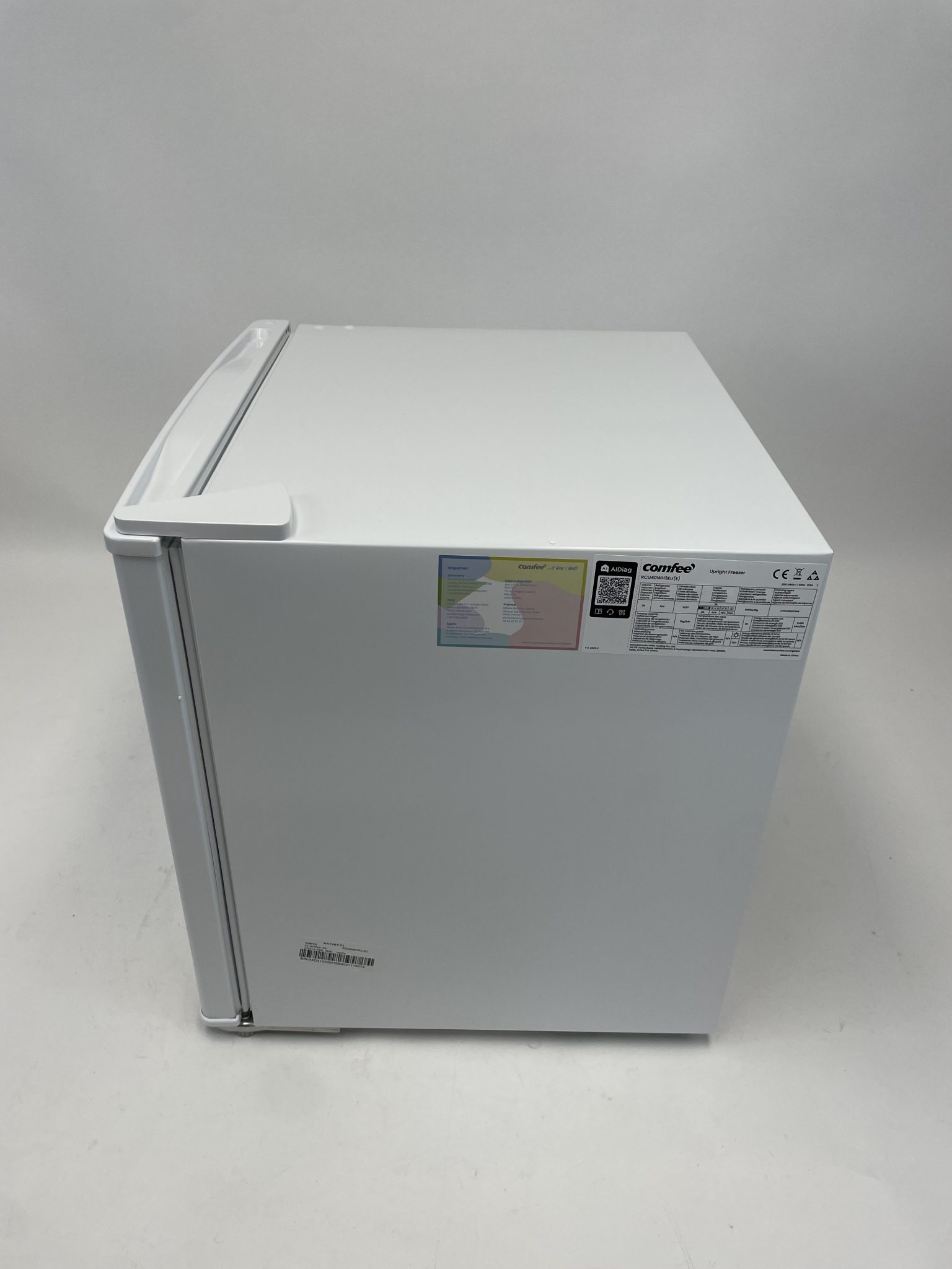COMFEE mini šaldiklis, 31 l
