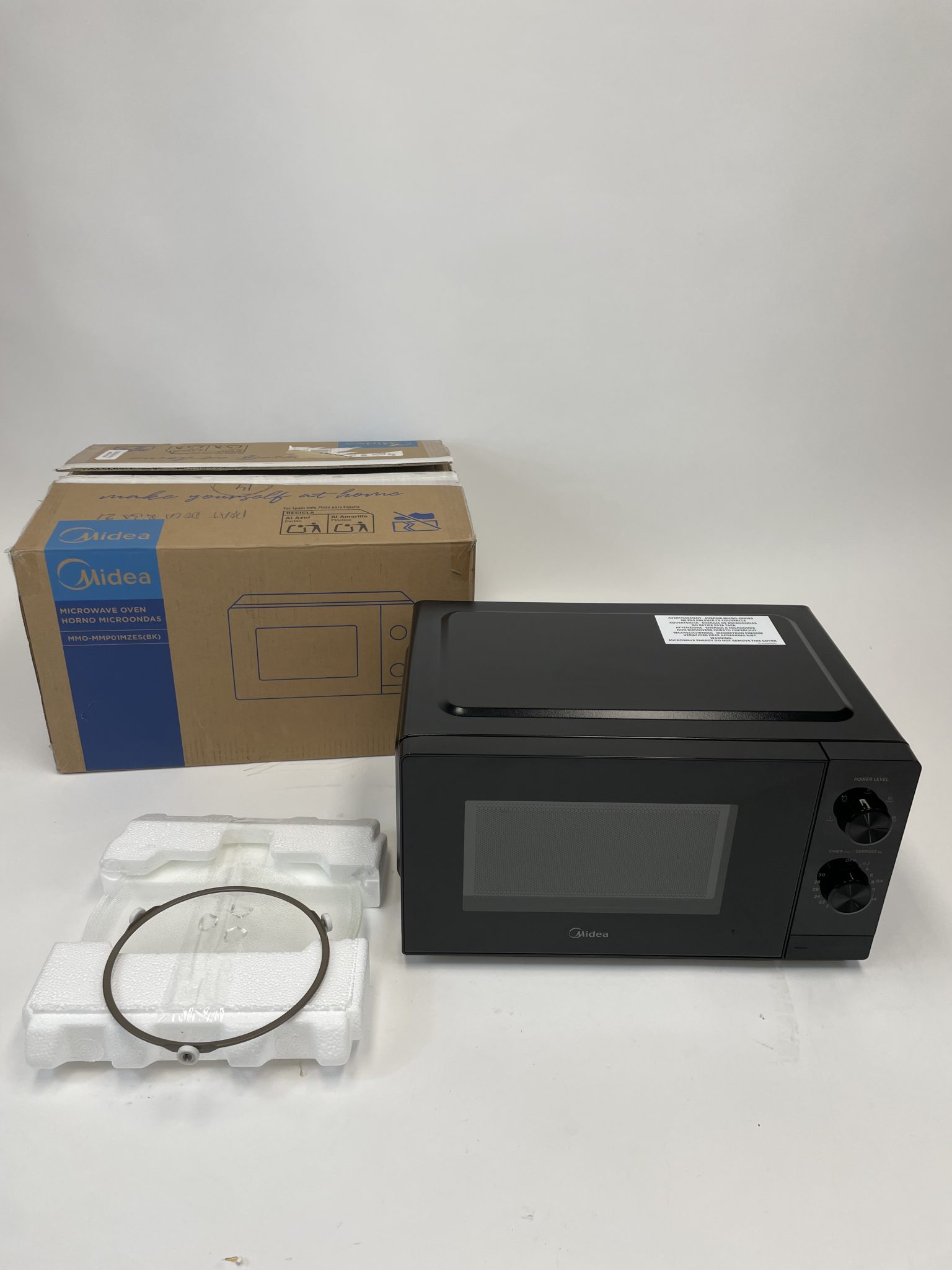Midea mikrobangų krosnelė, 20 l, 700 W