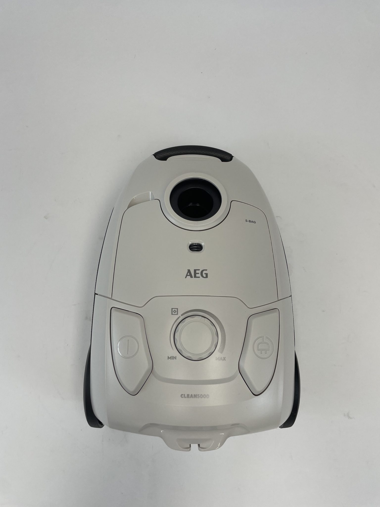 AEG Clean 5000 AB51C1SW dulkių siurblys, 750 W