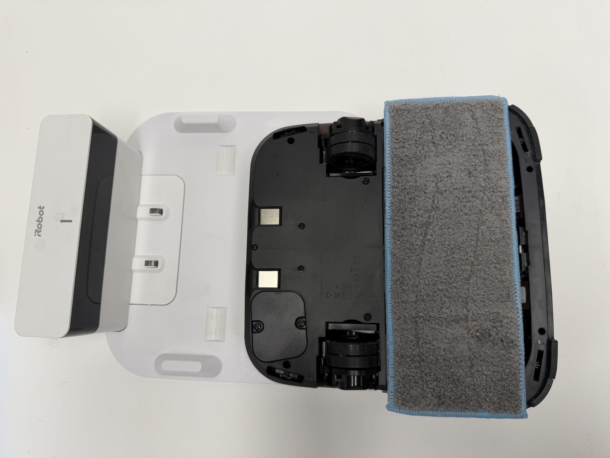 iRobot Braava Jet m6 grindų plovimo robotas