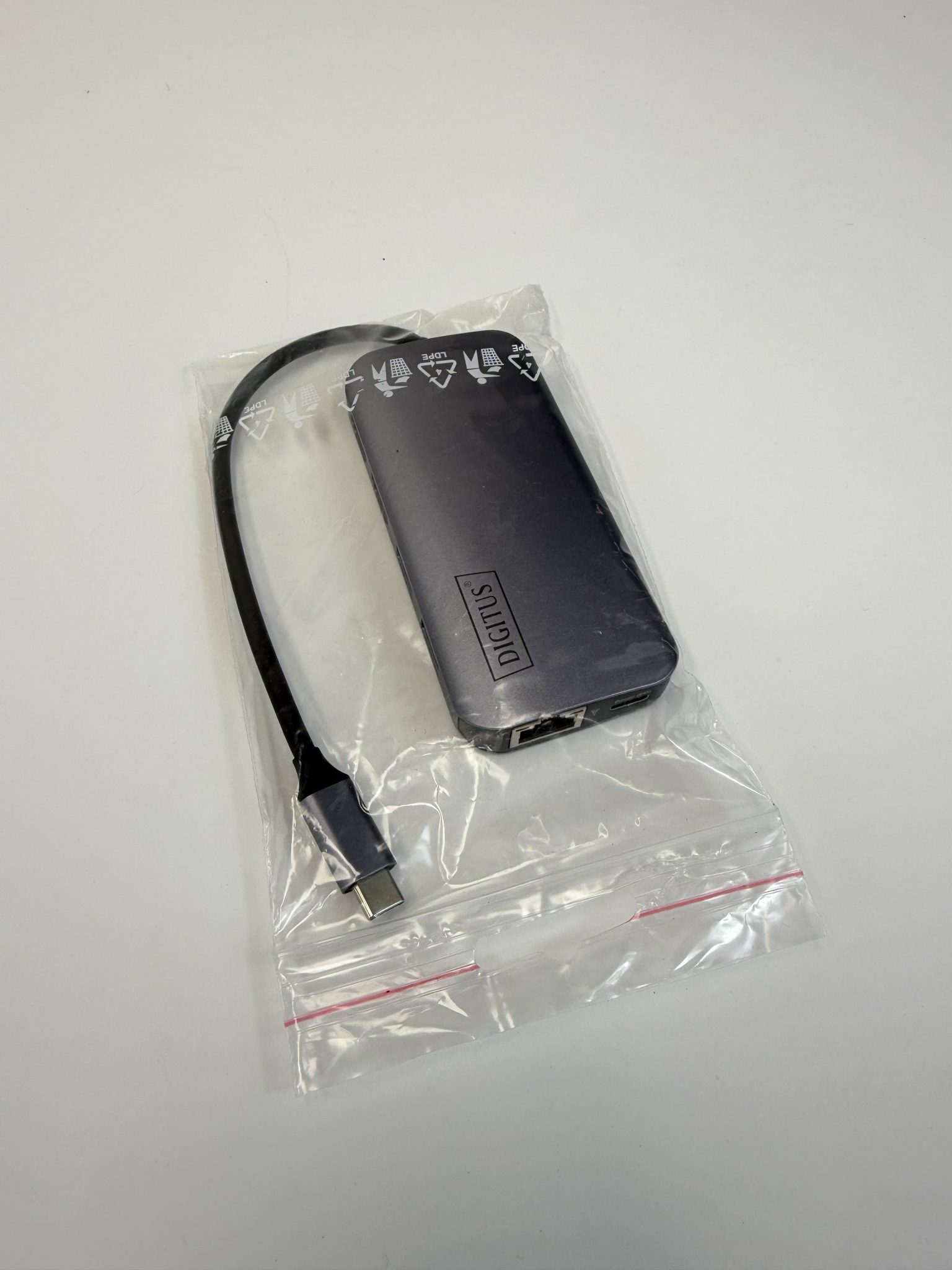 DIGITUS DA-70884 USB-C šakotuvas 8 jungtys